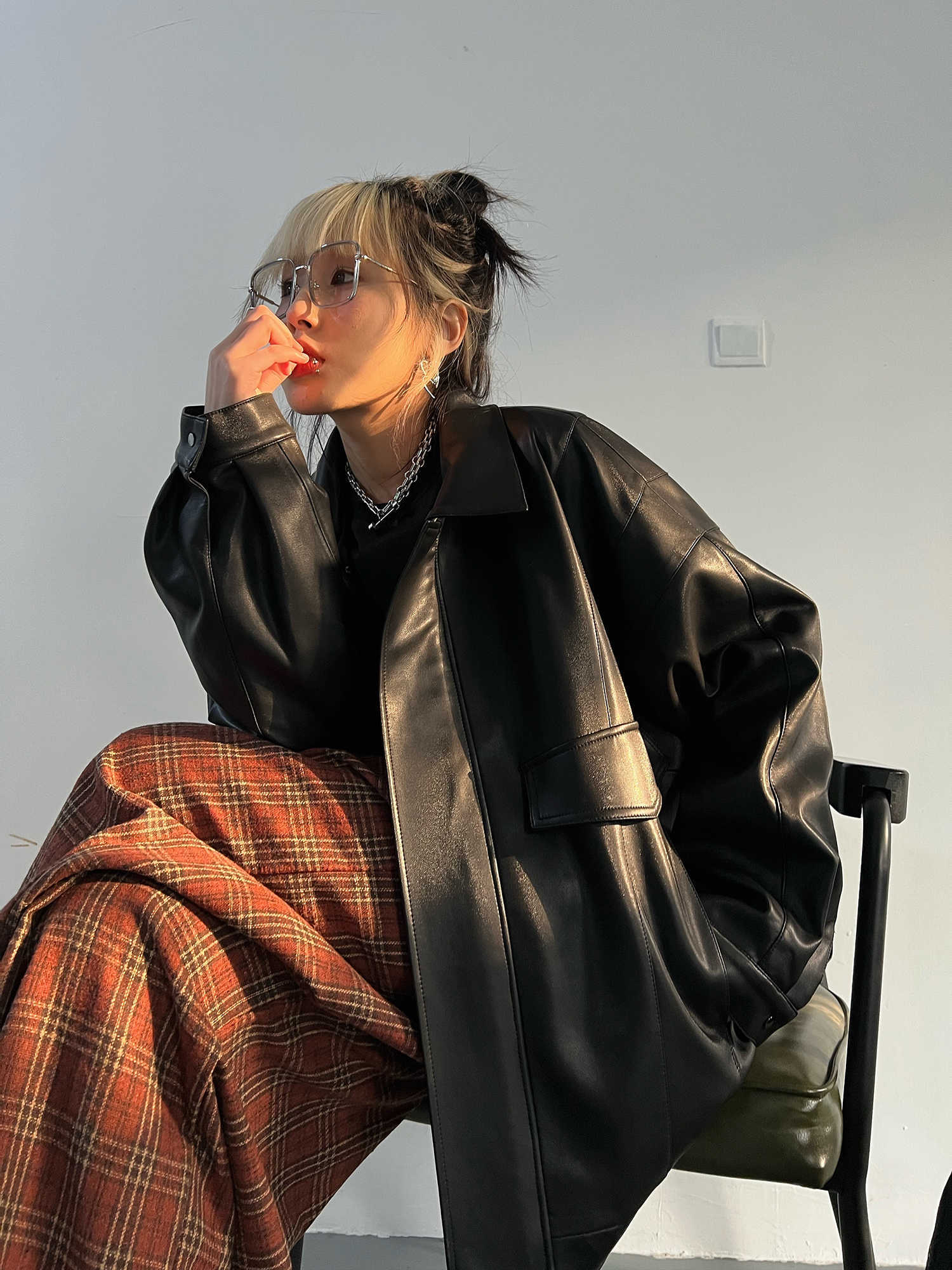 Women’s Loose Pu Leather Short Retro Coat - Black Plus Velvet / M