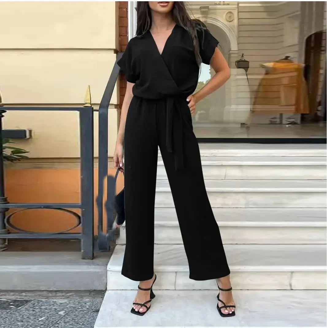 Women’s Short-sleeved V-neck Pocket Jumpsuit