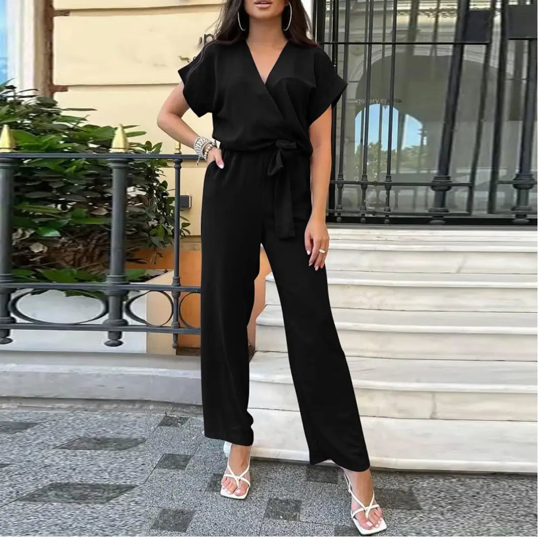 Women’s Short-sleeved V-neck Pocket Jumpsuit