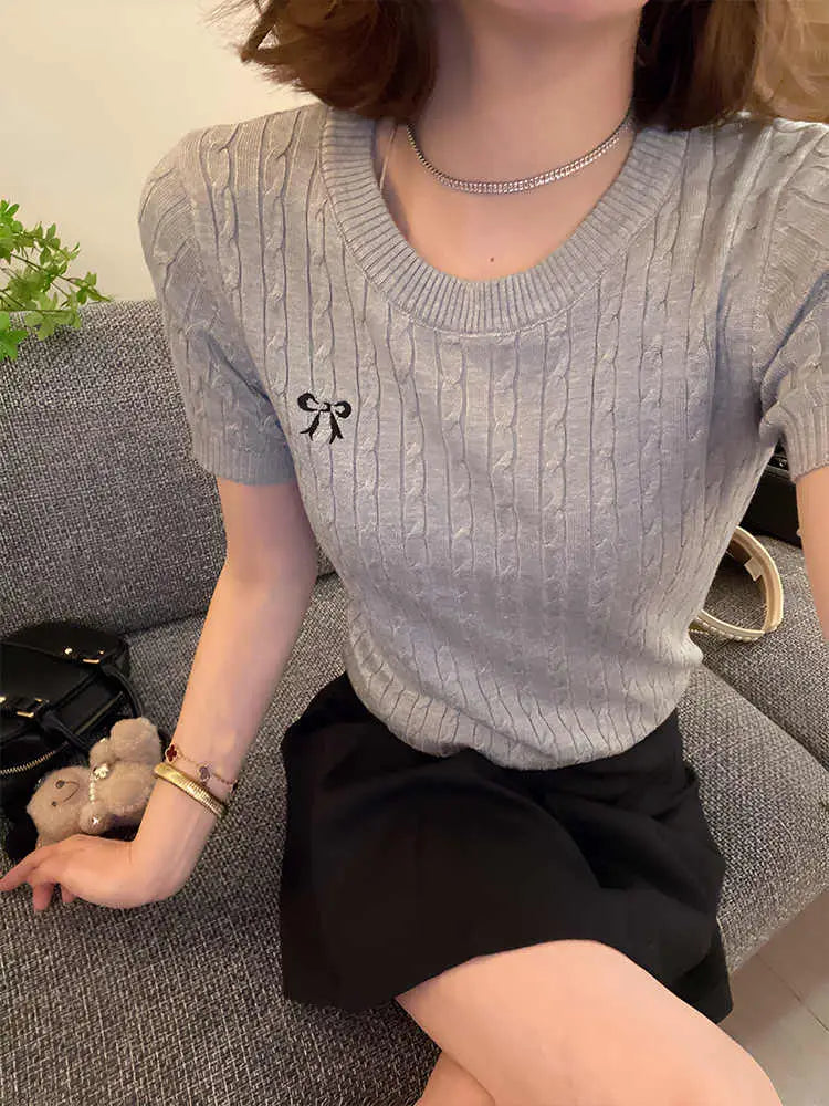 All-matching Pullover Bow Embroidery Twist Knitted Short Sleeve