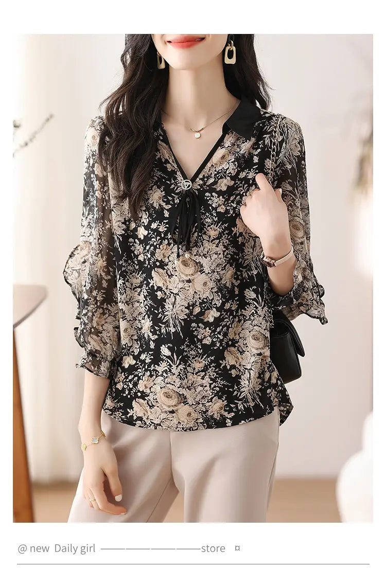 Middle-aged Mother Floral Shirt Top