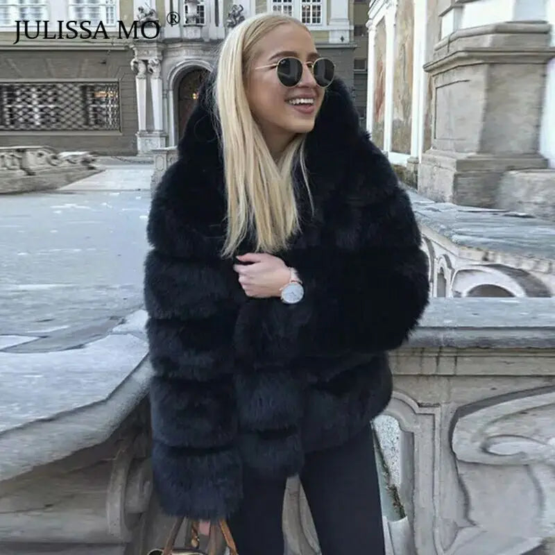 Women’s Minimalist Hooded Patchwork Fur Grass Jacket