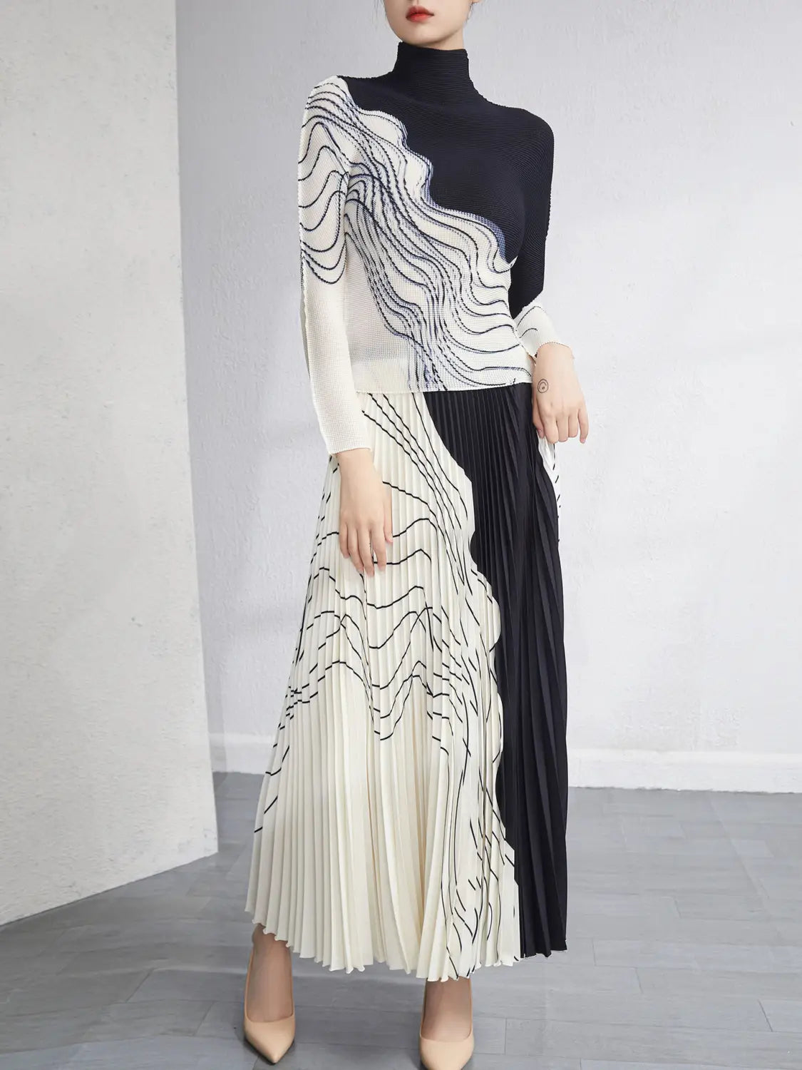 High-grade Printed Curve Top Age-reducing Skirt Suit