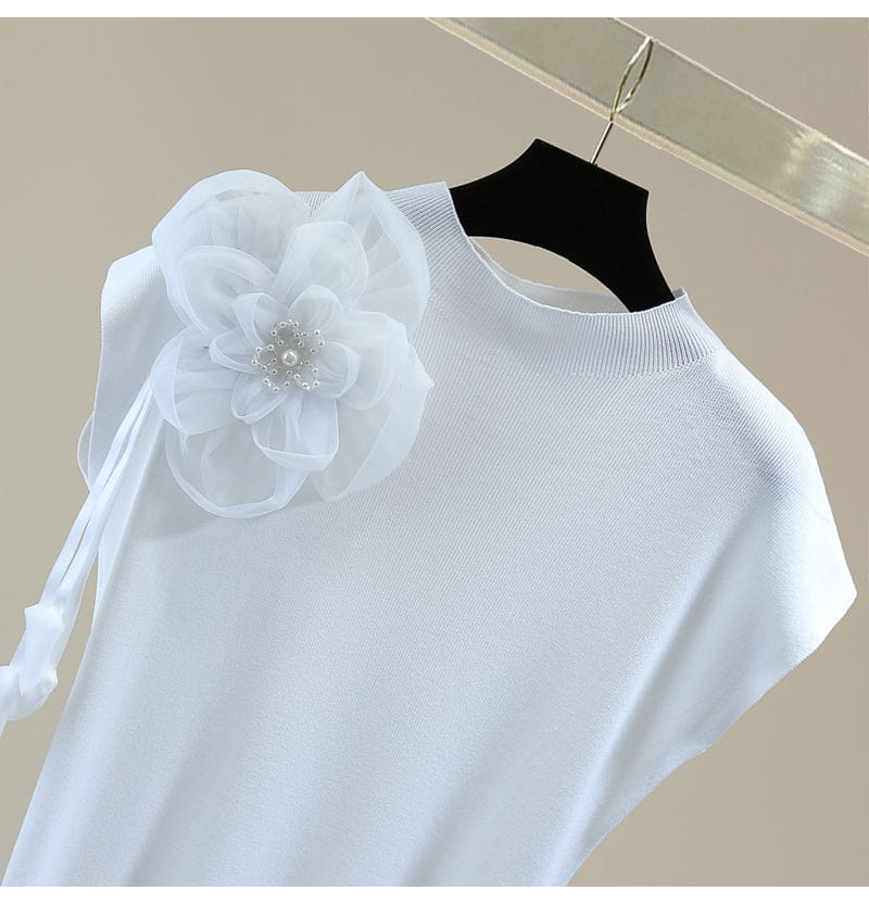 Exquisite Flowers Beaded Sleeveless T-shirt