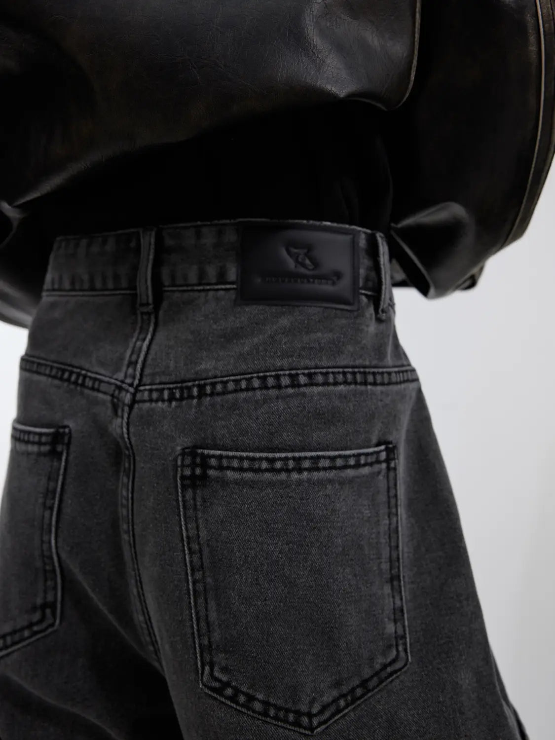 Large Pocket Design Vintage Distressed Loose-fitting Wide-leg Trousers Men