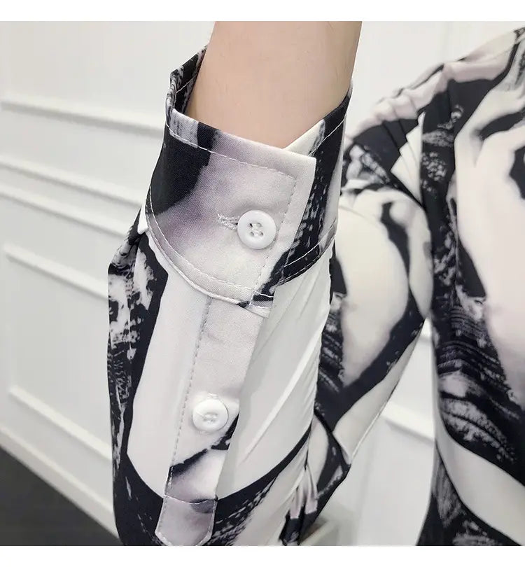 Men’s long-sleeved floral shirt