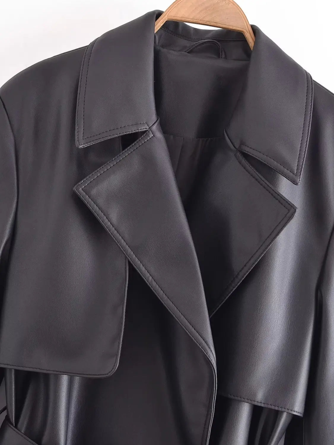 Women’s Elegant Slightly Mature Imitation Leather Short Trench Coat