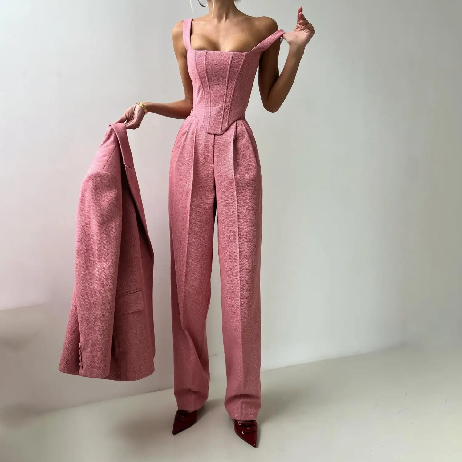 Street Style Sensation Luxury Clothing Global Fashion