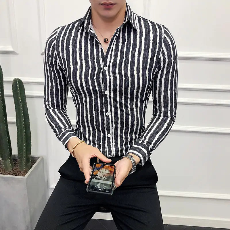 Men’s long-sleeved floral shirt