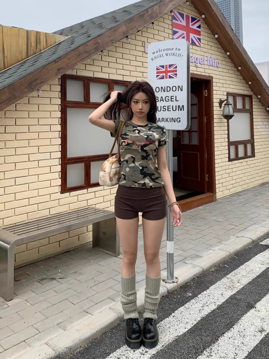 Retro Camouflage Printed Short Sleeved T-shirt For Women