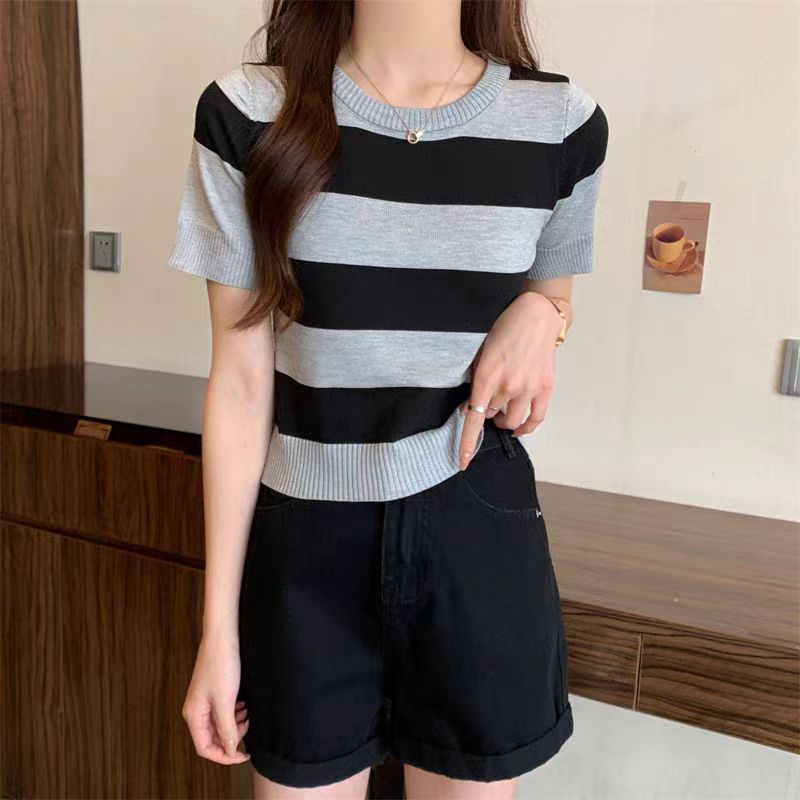 Summer New Striped Short Sleeve Women Slim Fit Slimming Top - Gray / Average Size