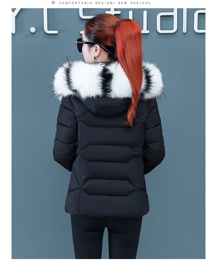 Women’s Short Detachable Large Fur Collar Cotton Coat