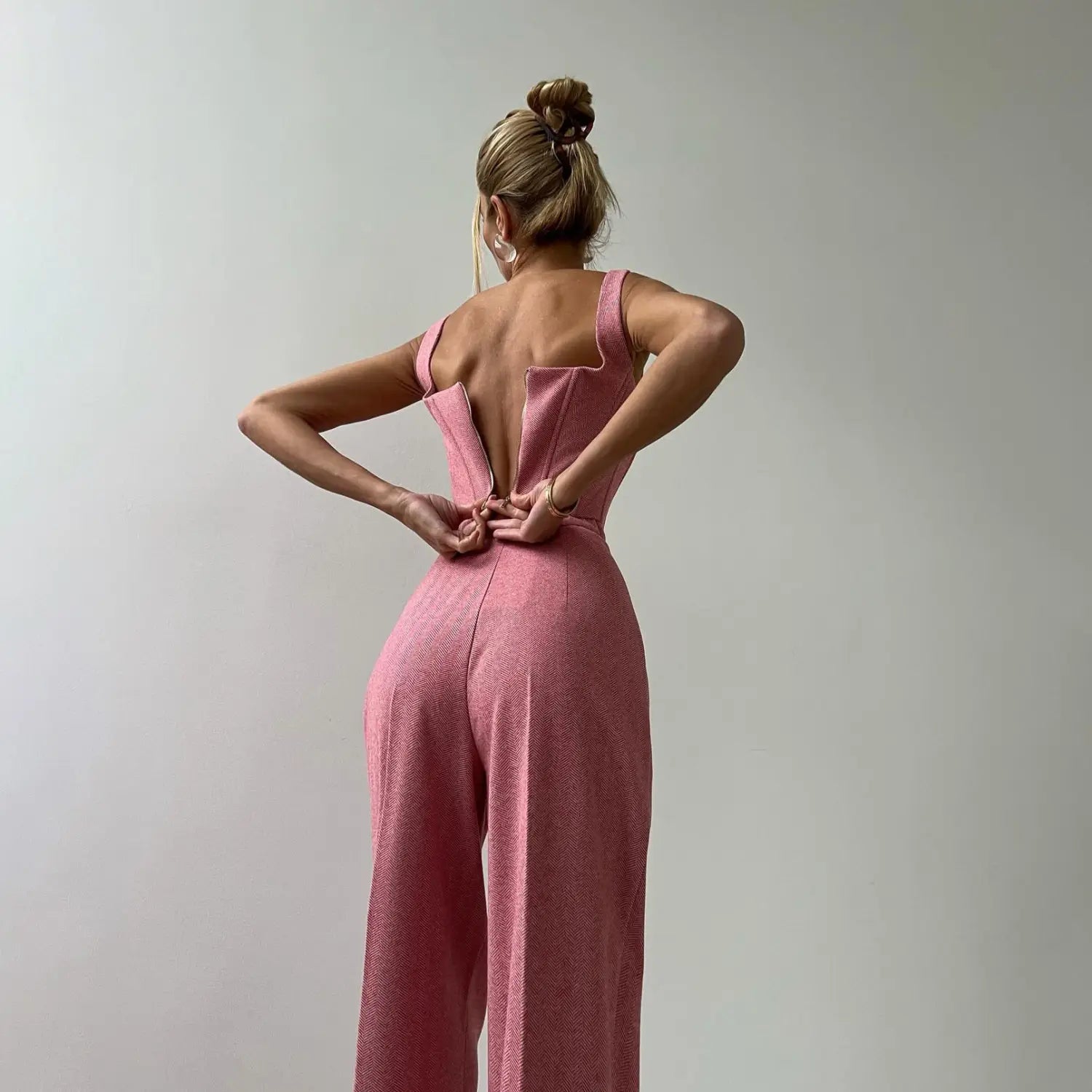 Street Style Sensation Luxury Clothing Global Fashion