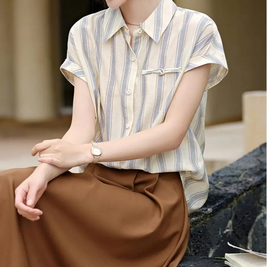 Women’s Striped Shirt With Raglan Sleeves