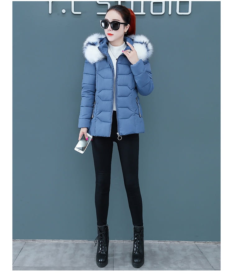 Women’s Short Detachable Large Fur Collar Cotton Coat