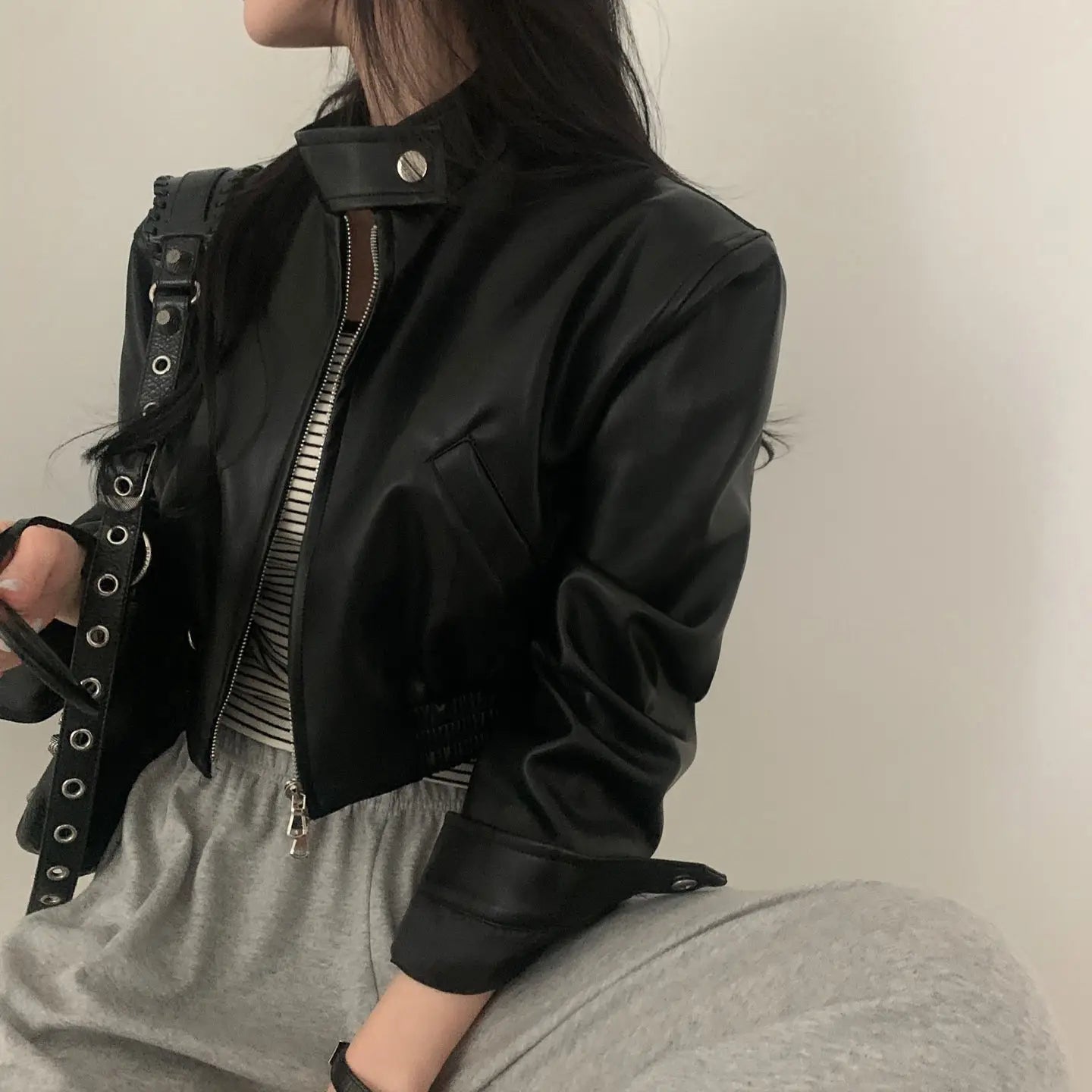 French Style Retro Design Zipped Stand Collar Elastic And Waisted Short Biker’s Leather Jacket Women
