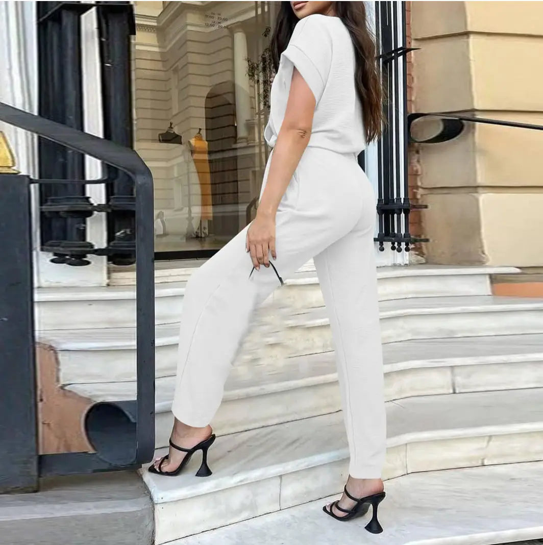 Women’s Short-sleeved V-neck Pocket Jumpsuit
