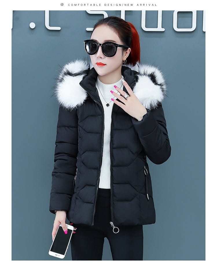 Women’s Short Detachable Large Fur Collar Cotton Coat