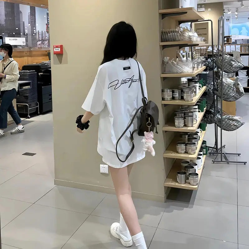 Short Sleeved Women’s Summer Design With A Niche And Loose Fit
