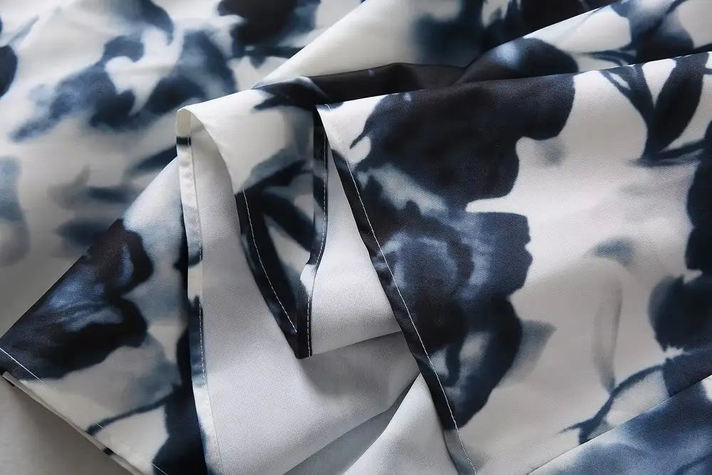 White Ink Wash Print Big Swing V-neck Long Sleeve Dress