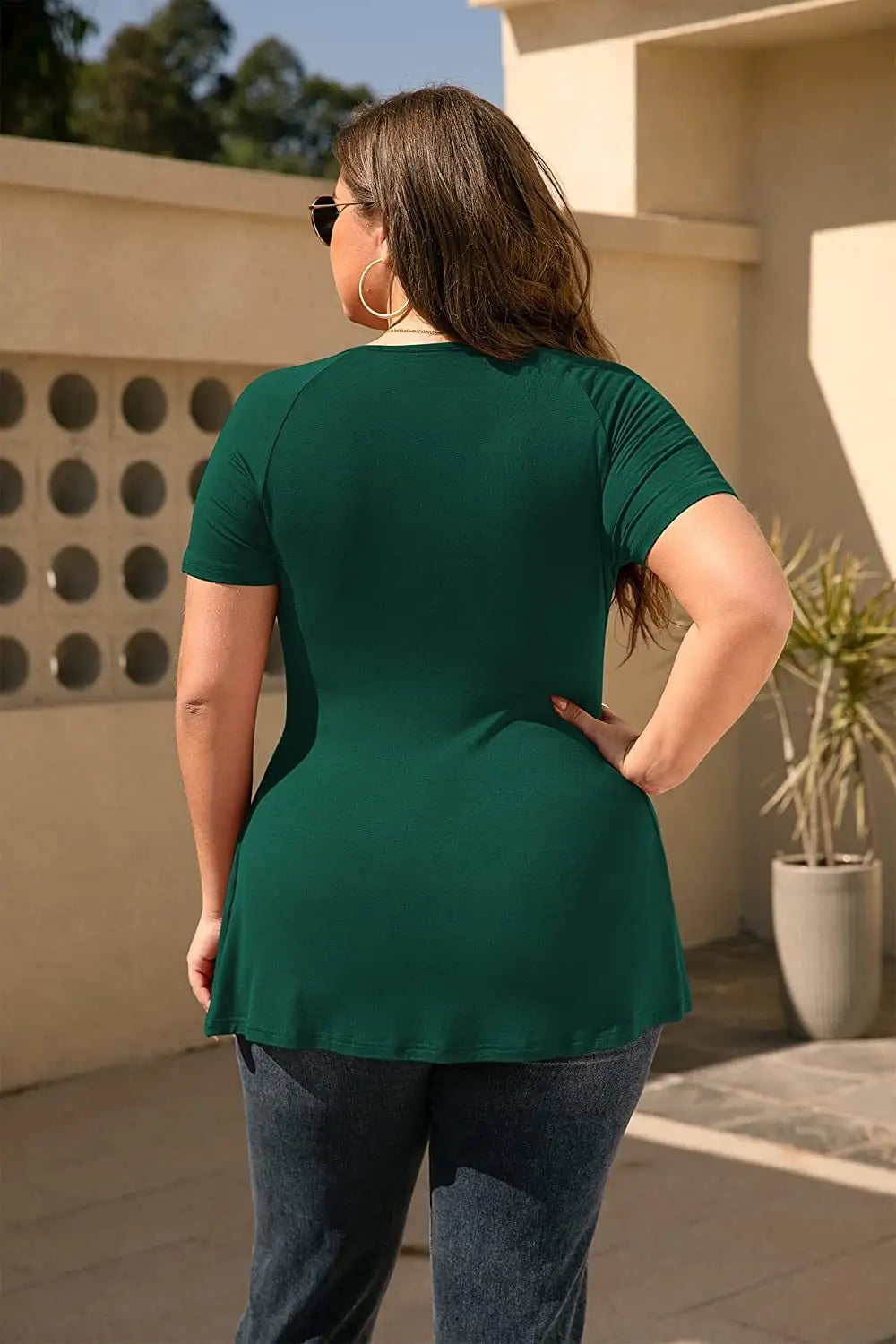 Women’s Plus Size T-shirt V-neck Top