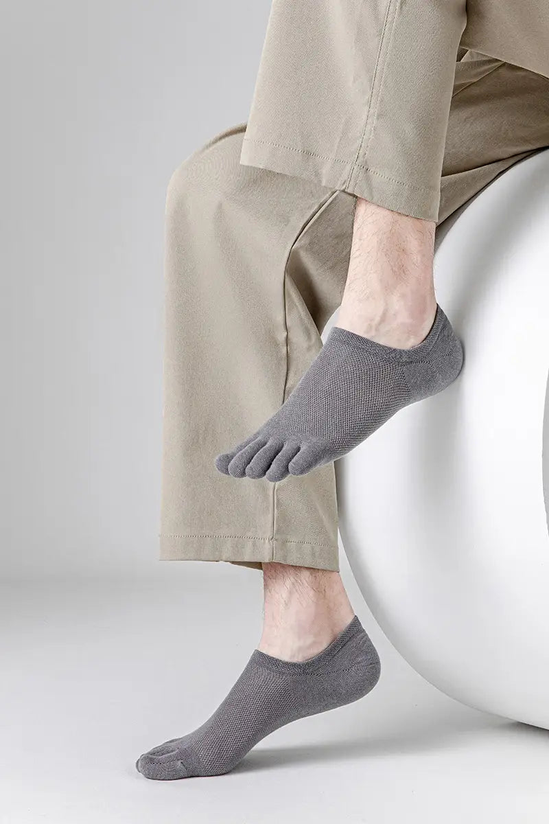 Men’s Thin Mesh Breathable Five Finger Invisible Socks