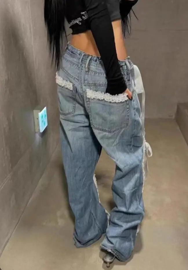 Women’s American-style Retro Lace Lace-up Stitching Jeans