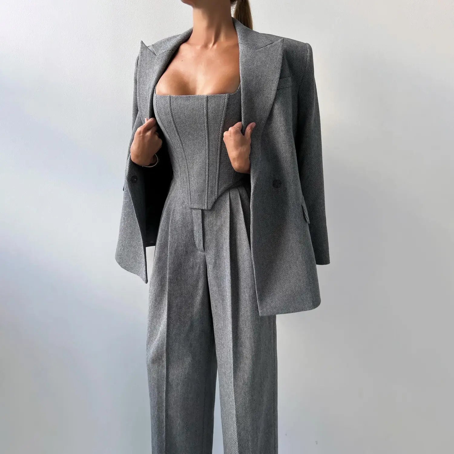 Street Style Sensation Luxury Clothing Global Fashion