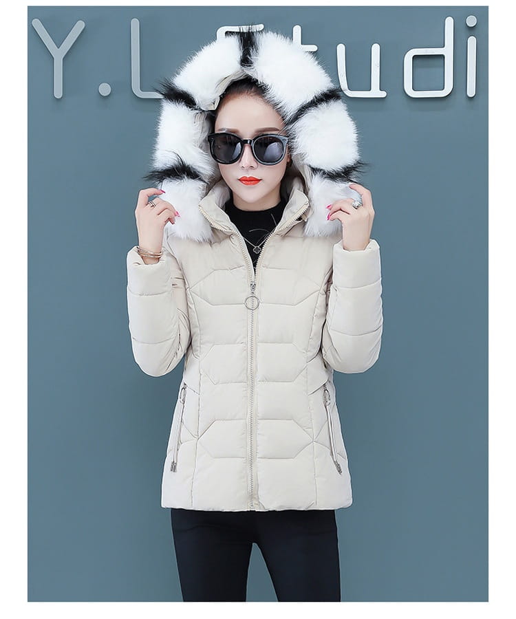 Women’s Short Detachable Large Fur Collar Cotton Coat