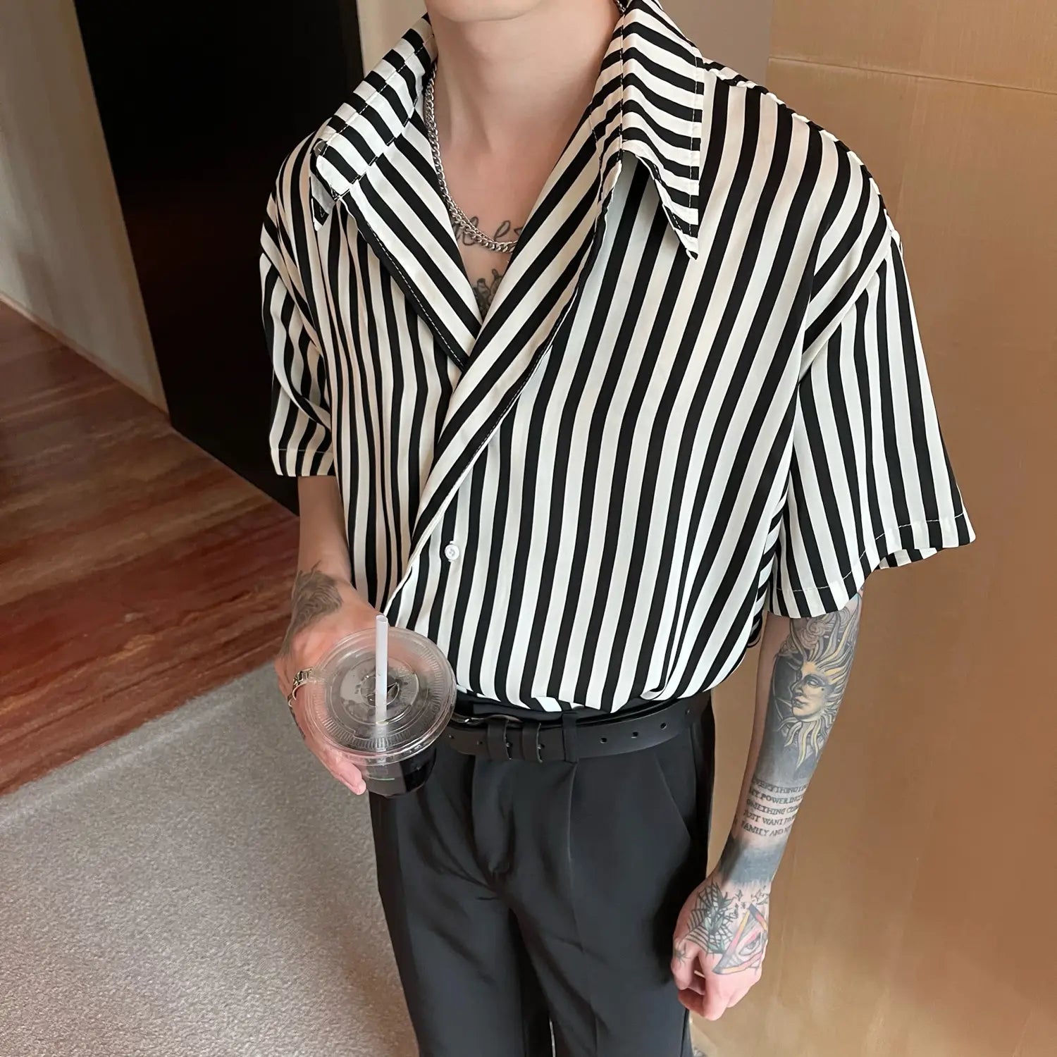 Men’s Slanted Placket Striped Lapel Shirt