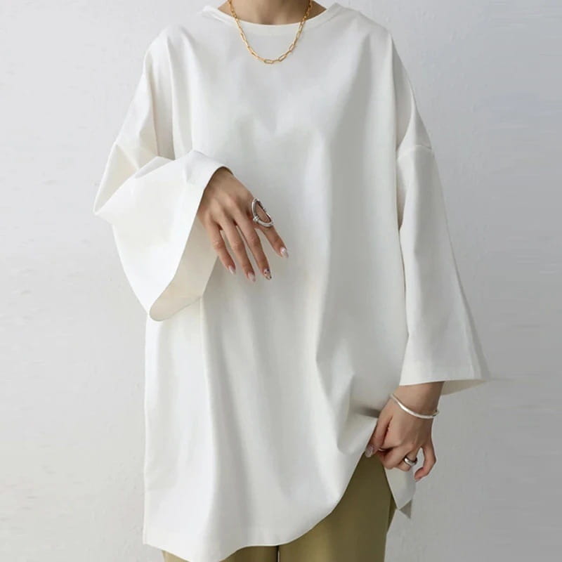Women’s Spring And Summer Solid Color Crew Neck Split Long Sleeve Loose Top