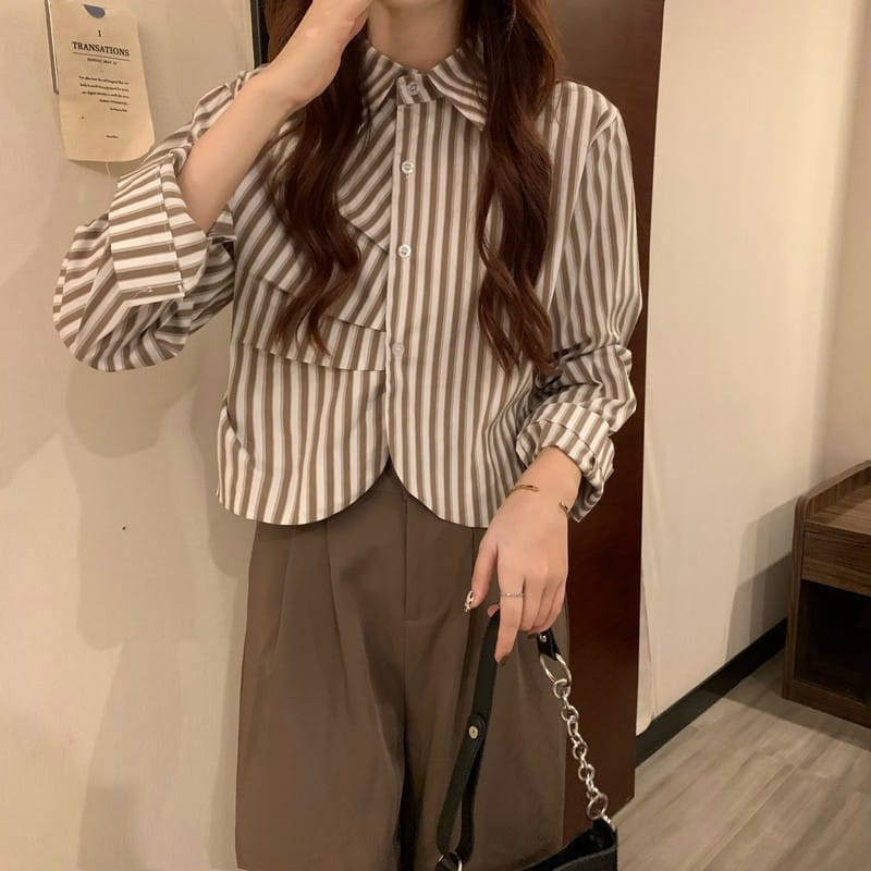 French White Shirt Women’s Spring Design Sense Niche Shirt Temperament High Sense Chic Beautiful Short Long Sleeve Top