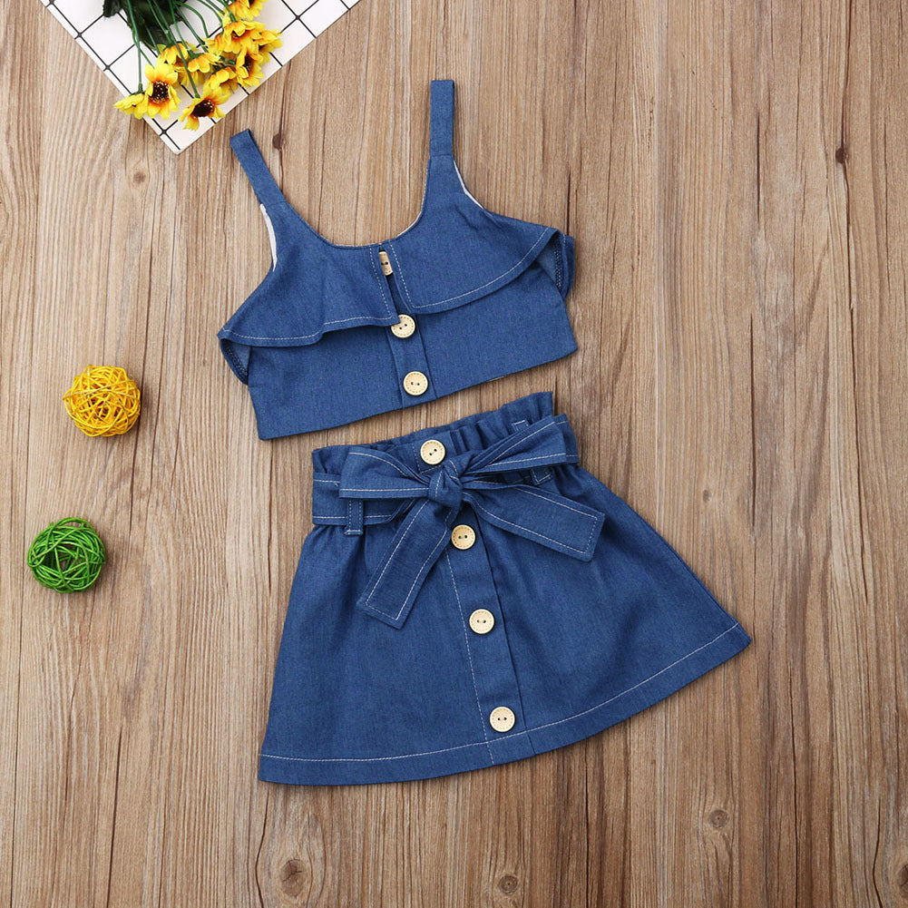 Children’s clothing girls suspender skirt