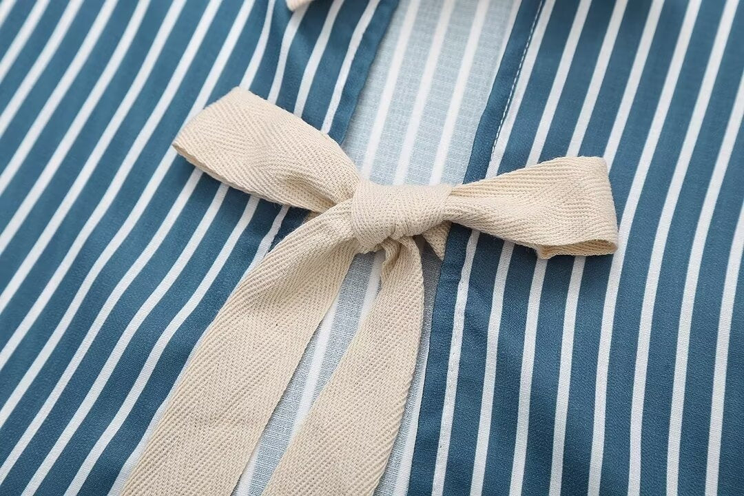European And American Style Women’s Striped Bow Lace-up Top