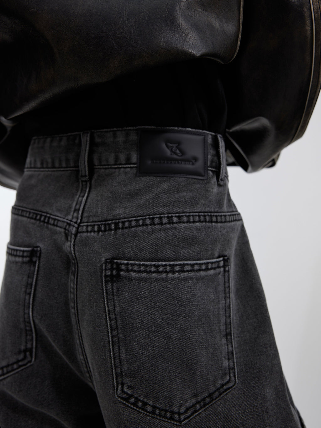 Large Pocket Design Vintage Distressed Loose-fitting Wide-leg Trousers Men
