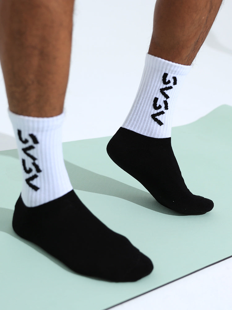 Original design of black and white fitness socks - White / One size