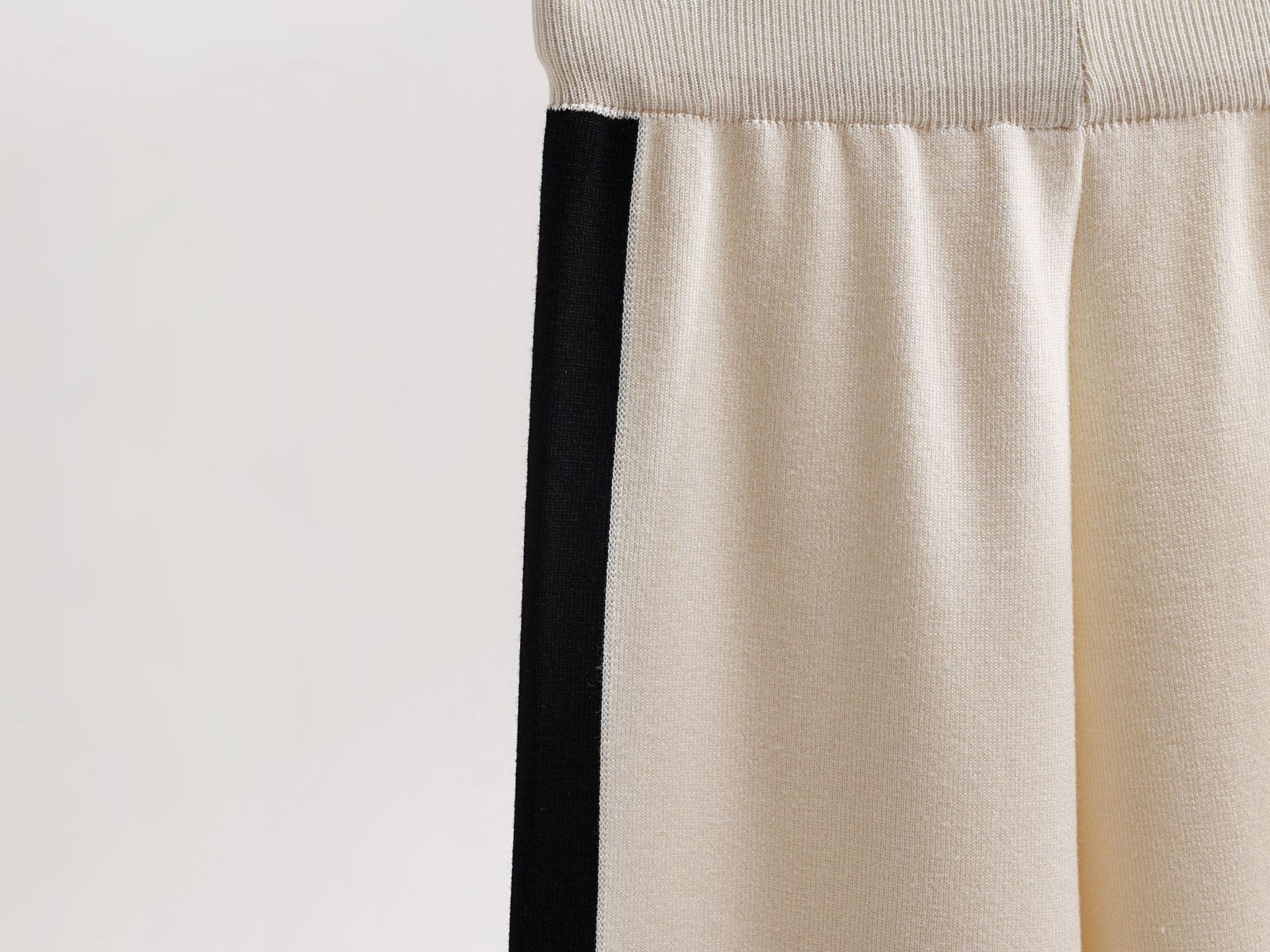 Women’s Autumn Knitted Wide-leg Pants Two-piece Set