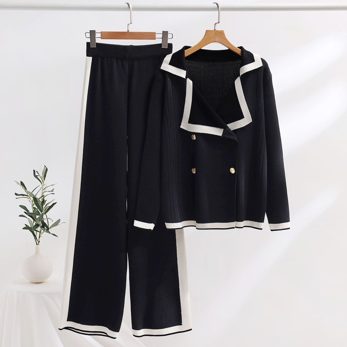 Women’s Autumn Knitted Wide-leg Pants Two-piece Set - Black / S