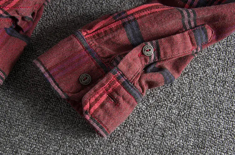 Slim all-match Men’s Casual Plaid Long-sleeved Shirt