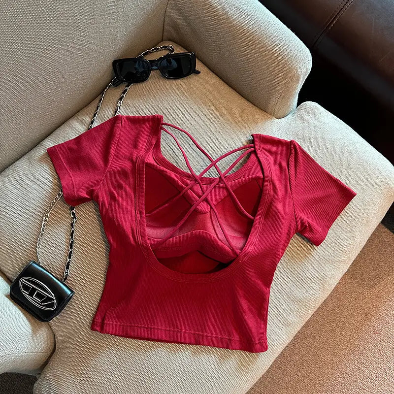 Chest Pad Pure Desire Wind Back Hollow Design T-shirt