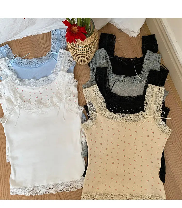 Sweet And Spicy Lace Stitching Floral Slim-fitting Suspenders Vest