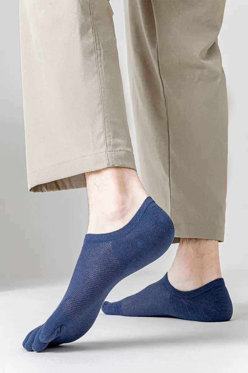Men’s Thin Mesh Breathable Five Finger Invisible Socks