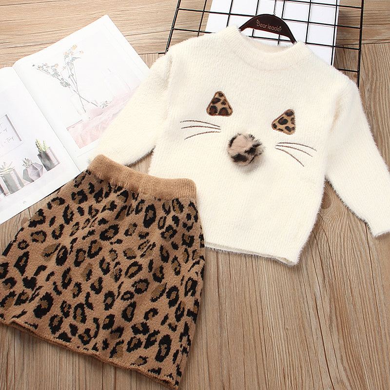 Children’s knitted sweater suit