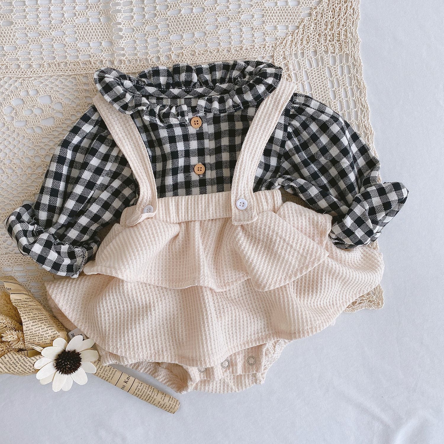 Baby Romper 0-2 Years Old Baby Clothes Baby Girl Foreign Style Pleated Lotus Leaf Sling Climber - Apricot / 66cm