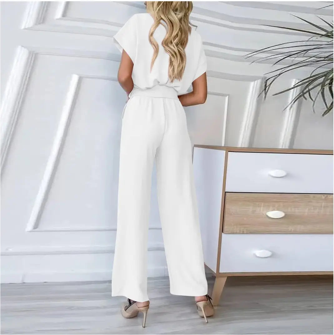 Women’s Short-sleeved V-neck Pocket Jumpsuit