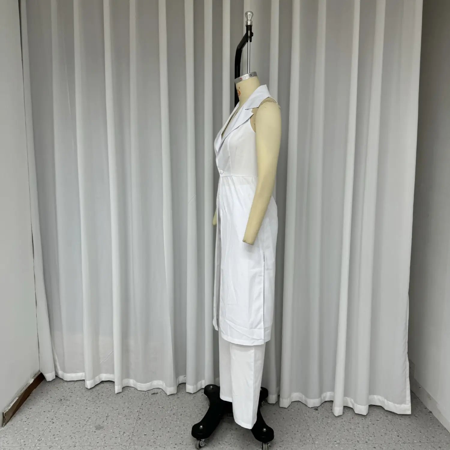 Women’s Suit Fall Lapels Sleeveless Solid Color Two-piece Set
