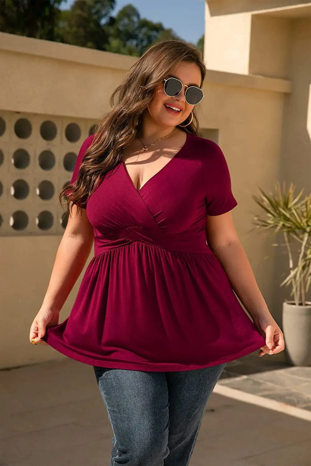 Women’s Plus Size T-shirt V-neck Top