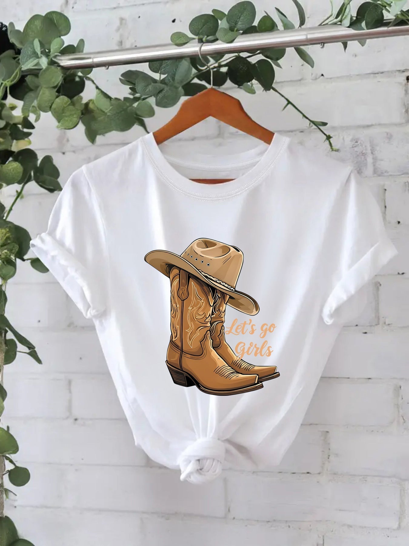 Cotton T-shirt Female Martin Boots Hat Printing - White / S
