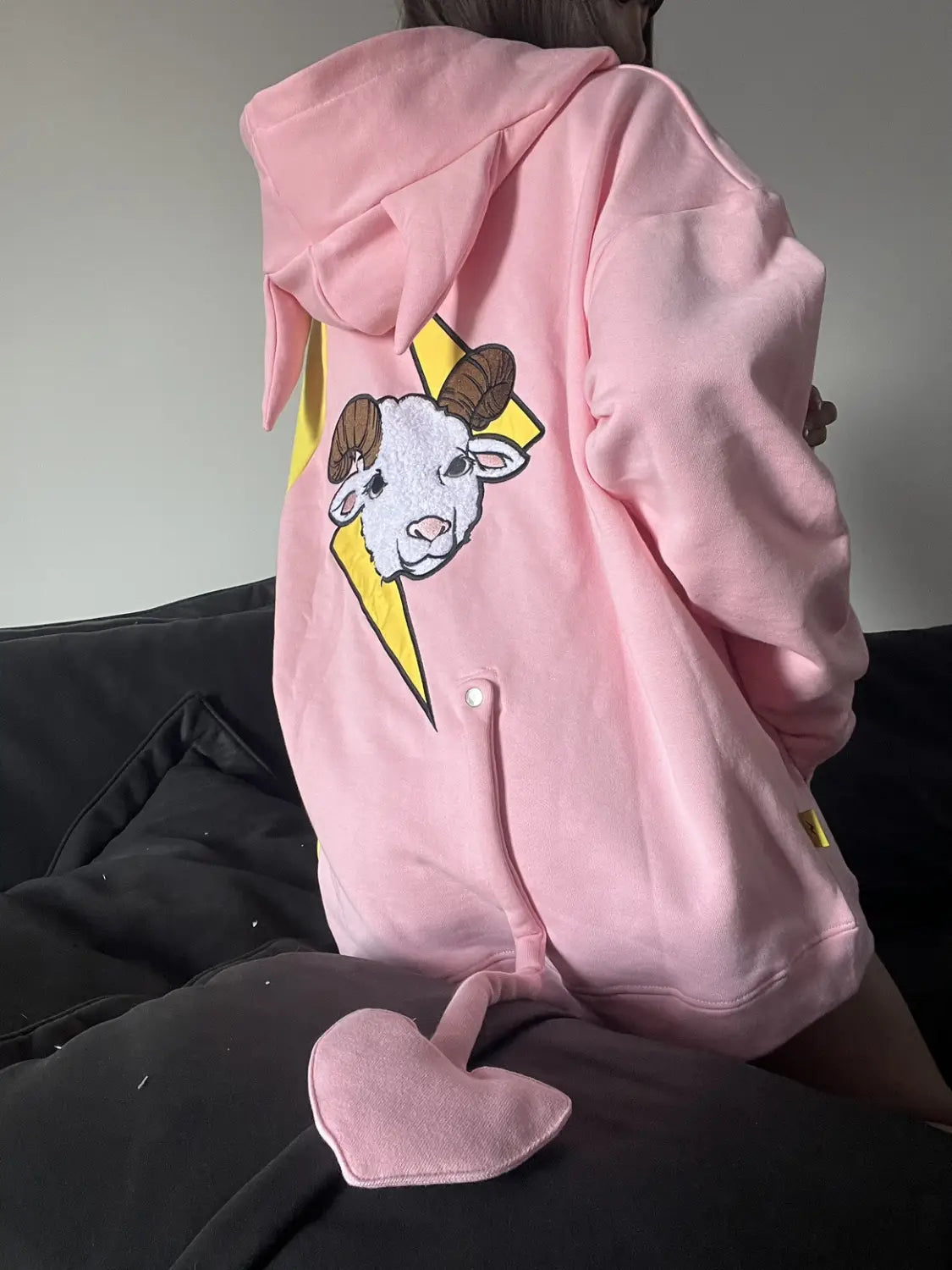 Women’s Hooded Zipper Detachable Tail Sweater