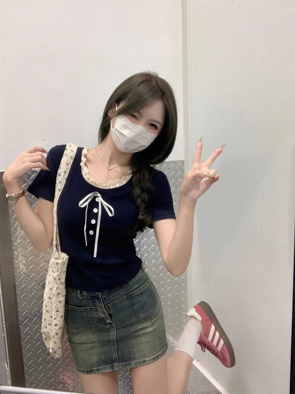 Sweet And Spicy Design Slim Fit Slimming Short Top